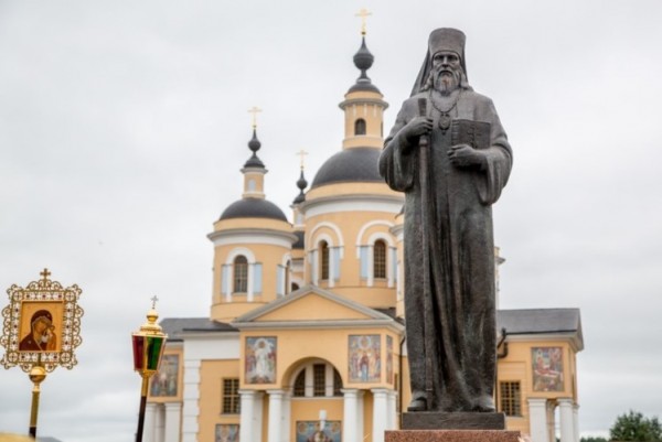 Скульптуры в православных храмах, виды, особенности